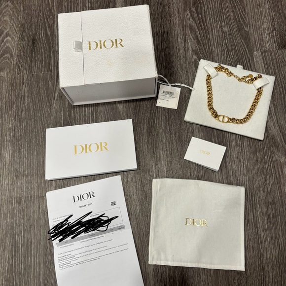 Dior 30 Montaigne Choker - Picture 4 of 7